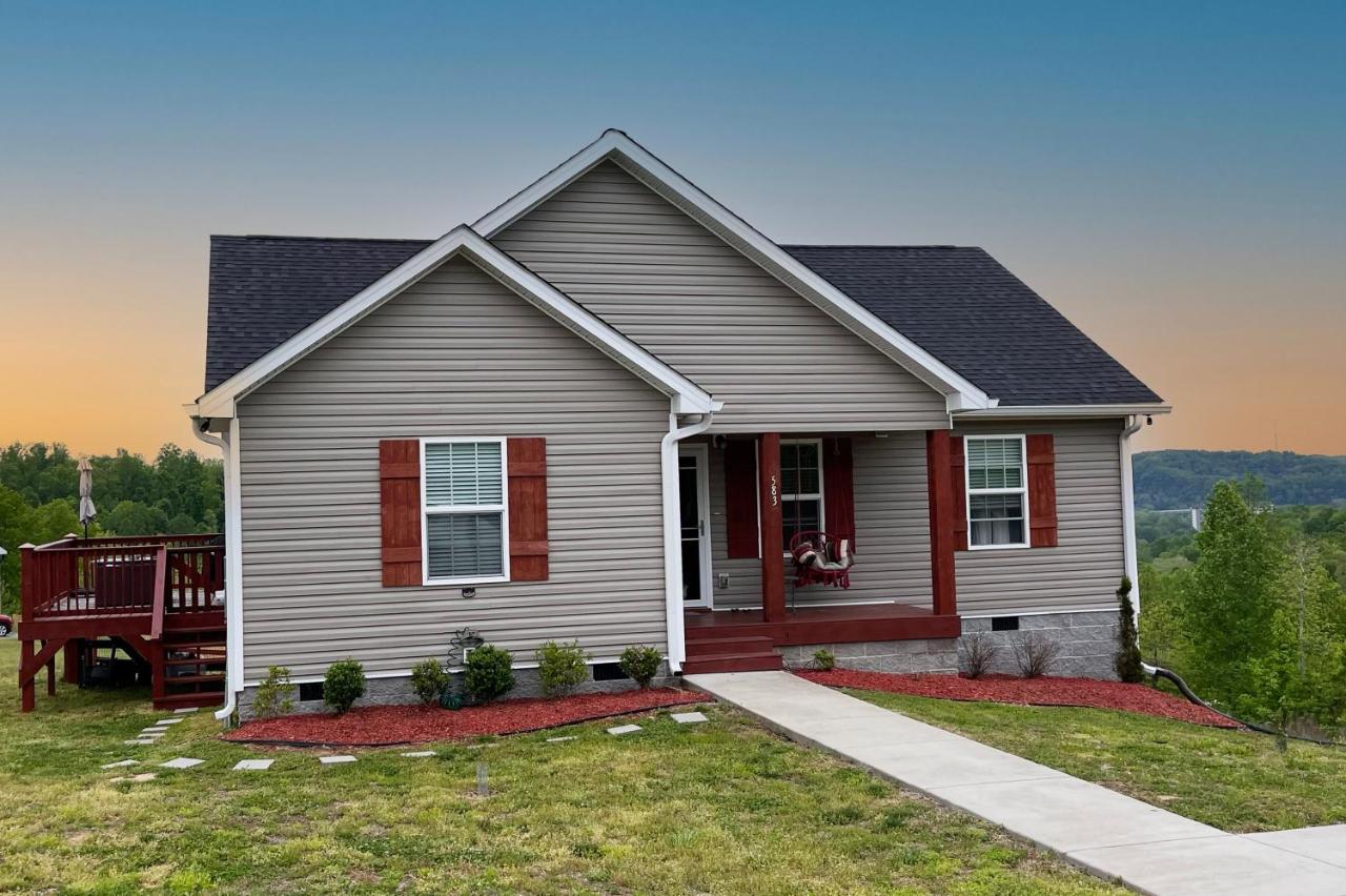 Great Little Guest Suite With Private Entry & Deck! Pet Friendly & 30 Mins To Nashville! Ashland City 외부 사진