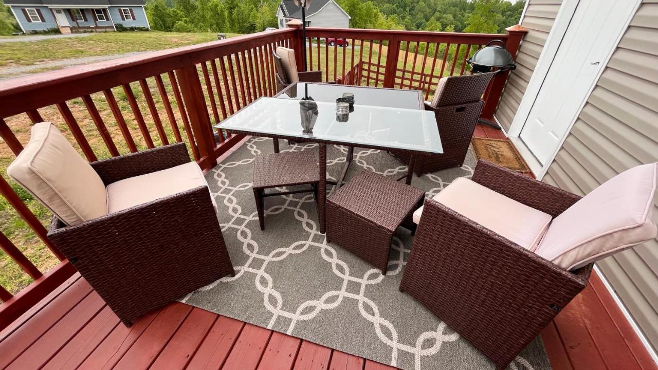 Great Little Guest Suite With Private Entry & Deck! Pet Friendly & 30 Mins To Nashville! Ashland City 외부 사진
