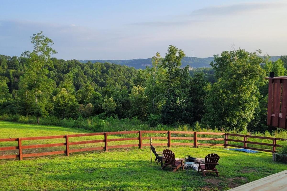 Great Little Guest Suite With Private Entry & Deck! Pet Friendly & 30 Mins To Nashville! Ashland City 외부 사진
